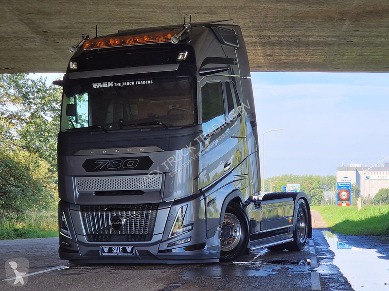 Nyergesvontató Volvo 16780 Globetrotter XL Aero...