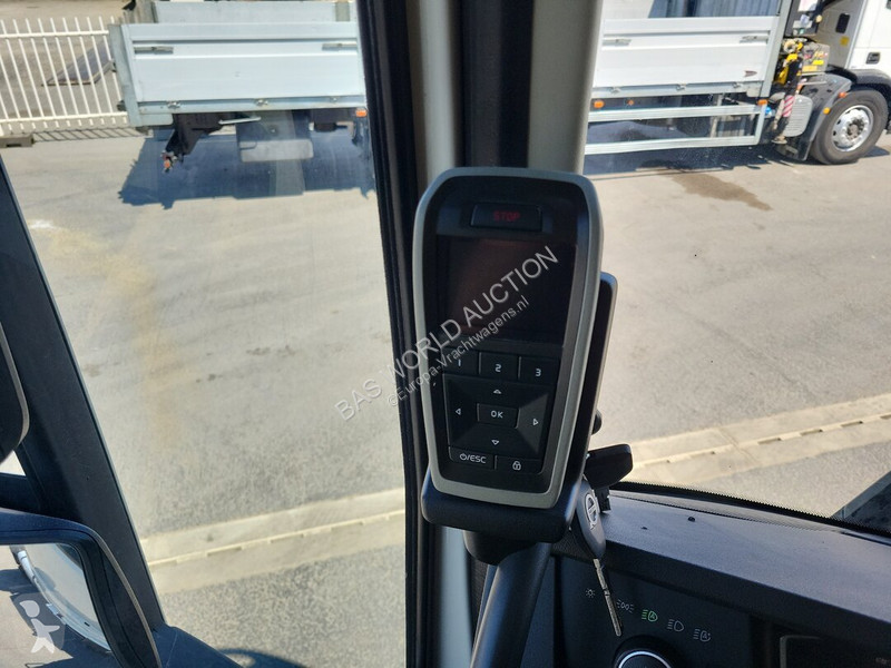 Tracteur Volvo 500
