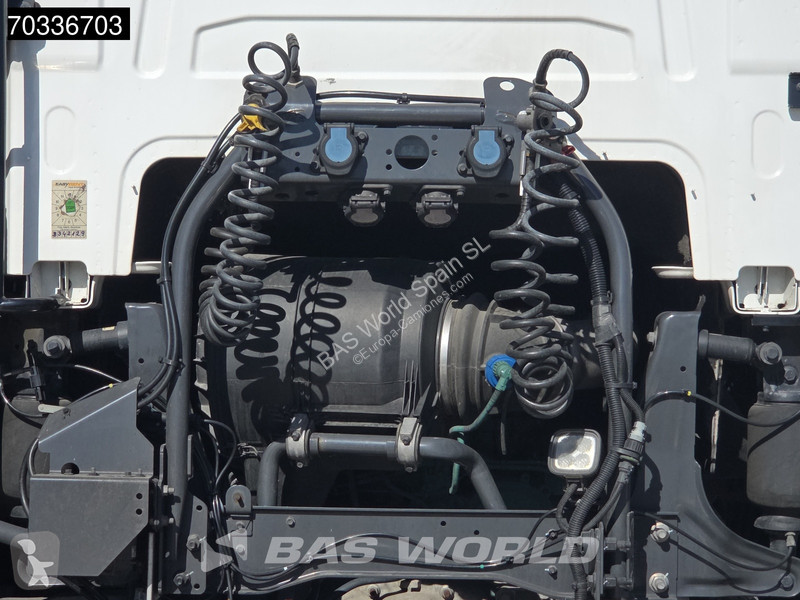 Тягач Volvo 500  4X2 XL 2xTanks Xenon ACC