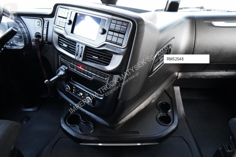 Тягач Iveco 480 / MEGA / LOW DECK / OPONY 100%...