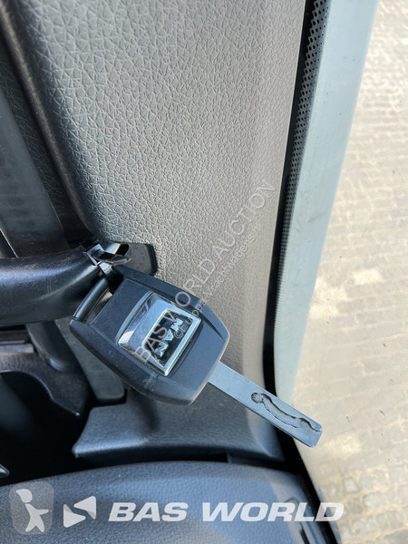 Traktor MAN 18.470