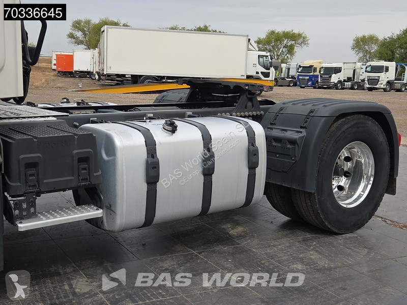 جرار Scania 4X2 Retarder 2x Tanks ITV 05-2027...