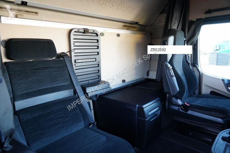 Влекач Mercedes ACTROS 18 48 / MP5 / GIGA SPACE...
