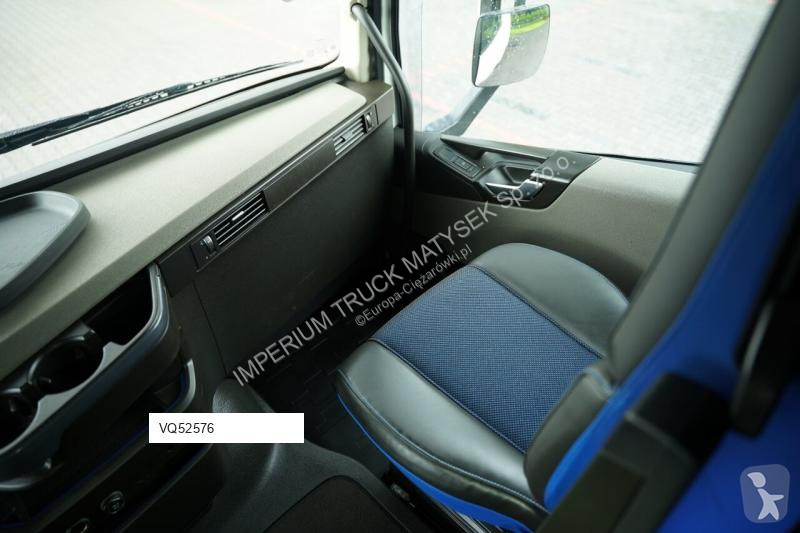 Влекач Volvo FH 500
