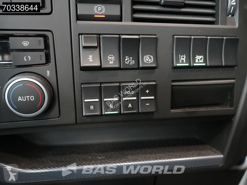 Traktor Volvo FH 460 4X2 Globe Mega 2x Tanks...