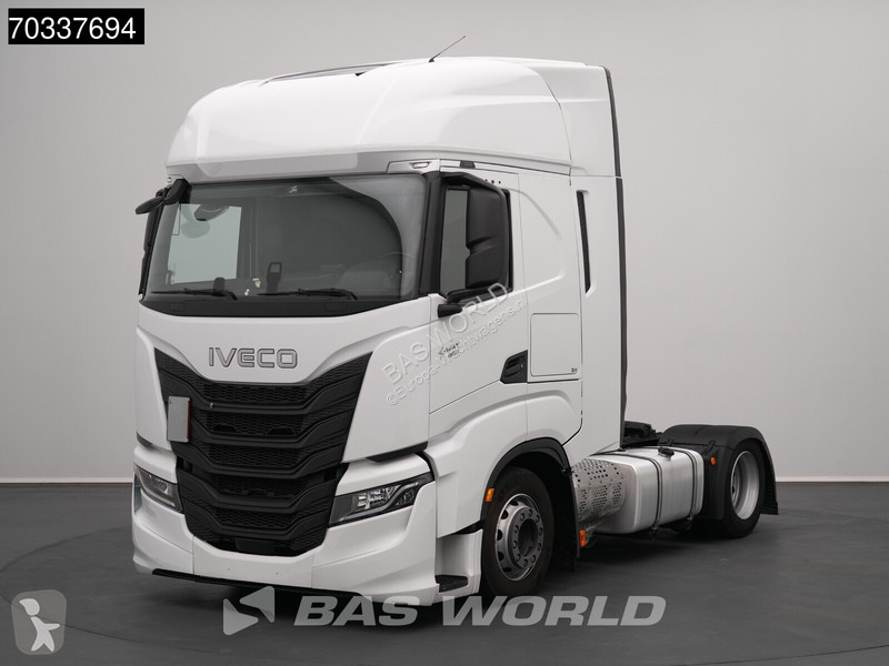 Iveco S-Way 460 4X2 Mega 2x Tanks Standklima...