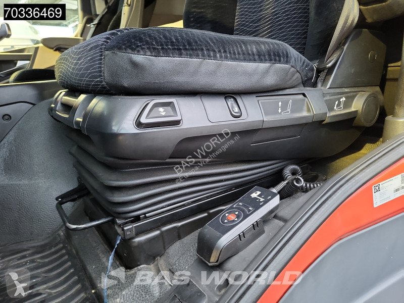 Mercedes 1840 4X2 StreamSpace Retarder tractor...