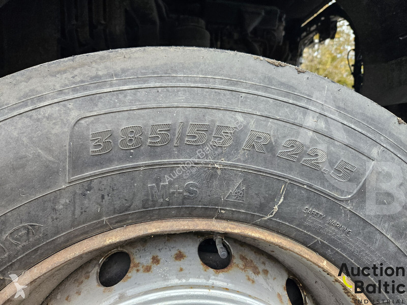 Nyergesvontató Mercedes 1845 LS