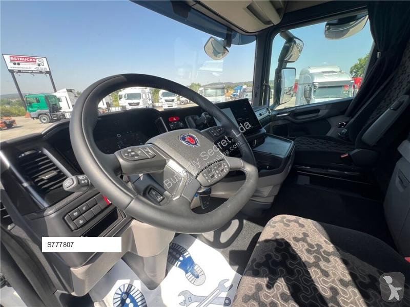 Traktor Scania S500