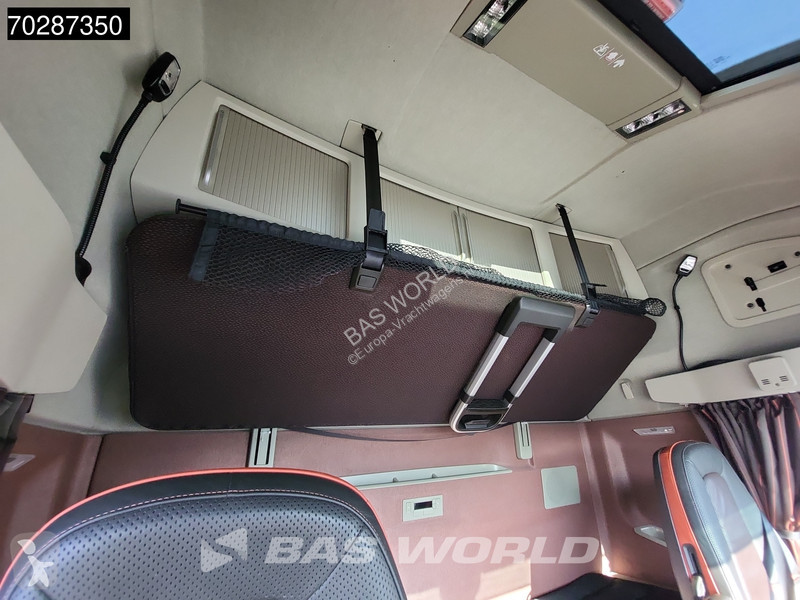 Traktor Volvo 650 4X2 XL Retarder Full-Air VDS...