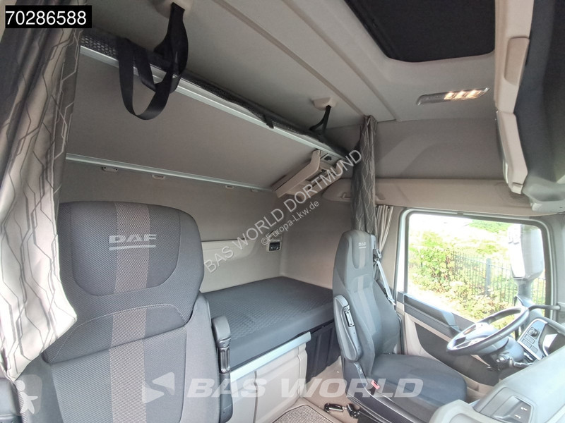 Traktor DAF 530  4X2 Retarder 2xTanks ACC LED...