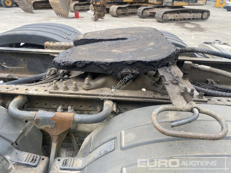 Traktor Renault C520