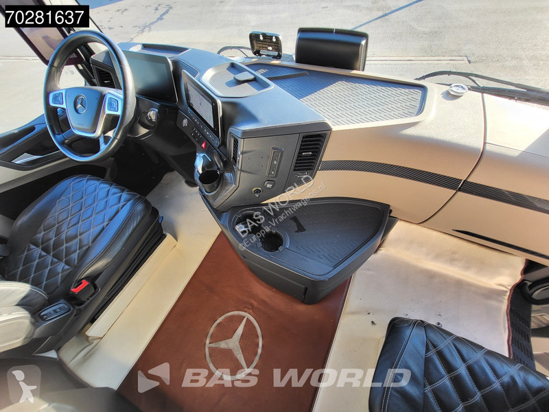 Traktor Mercedes 2163 4X2 Edition 2! GigaSpace...