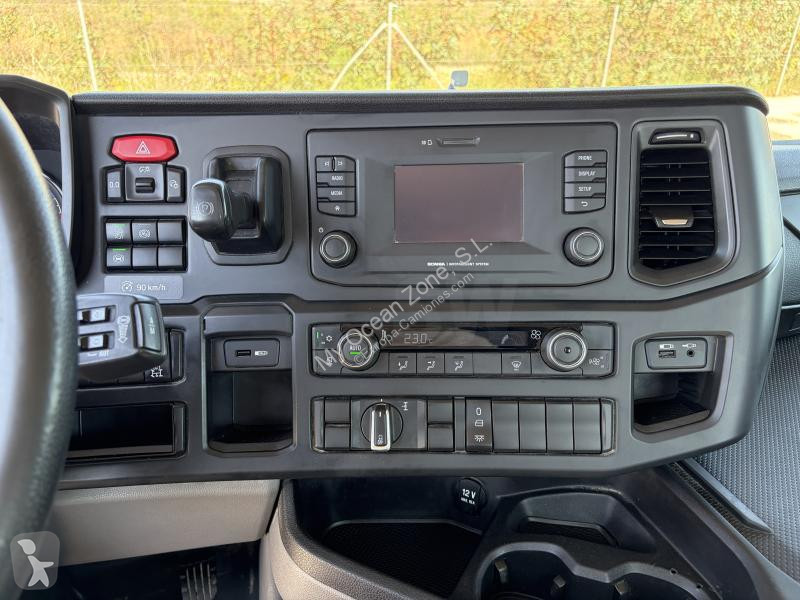 جرار Scania 410