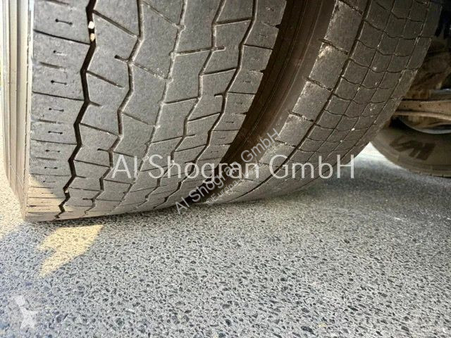 جرار Volvo 16700 Globetrotter...