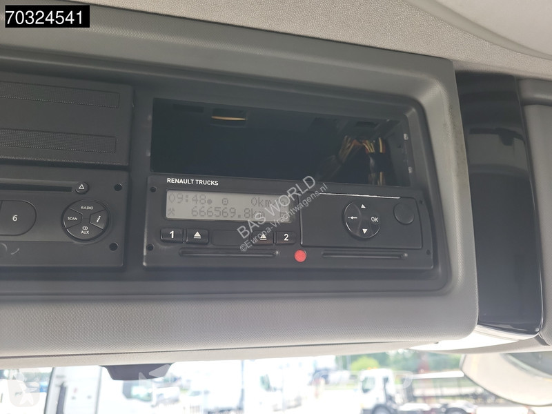 Trekker Renault K 460 4X2 Full-Steel Hydraulic...