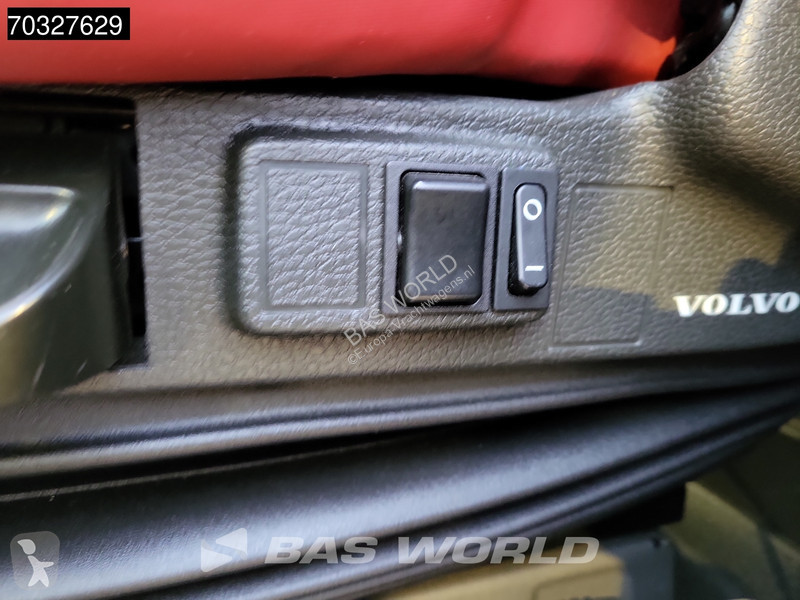 جرار Volvo 500 6X2 Steered Tag axle!...