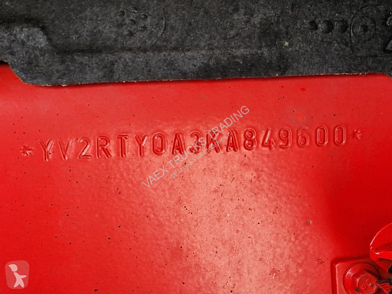 جرار Volvo 13460 Globetrotter 4x2 - ADR -...