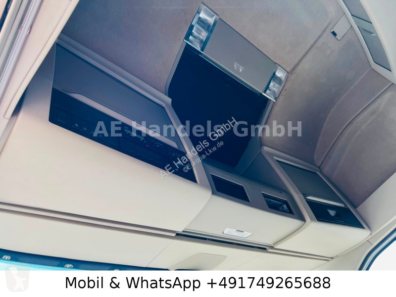 جرار Volvo 500 GlobeXL BL...