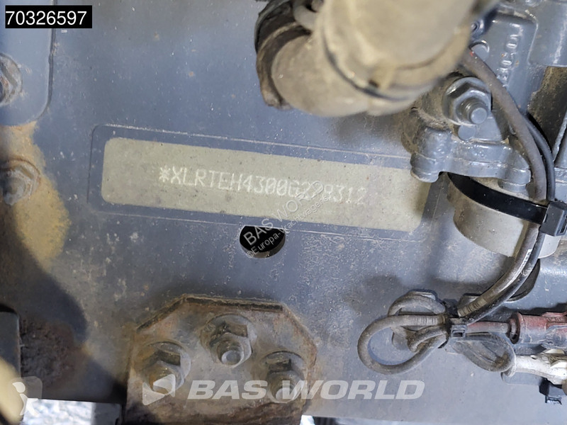 جرار DAF XF  XF 4X2 SSC Mega 2xTanks Standklima...