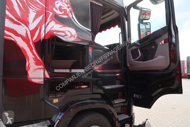 جرار Scania 580S V8 NS S580