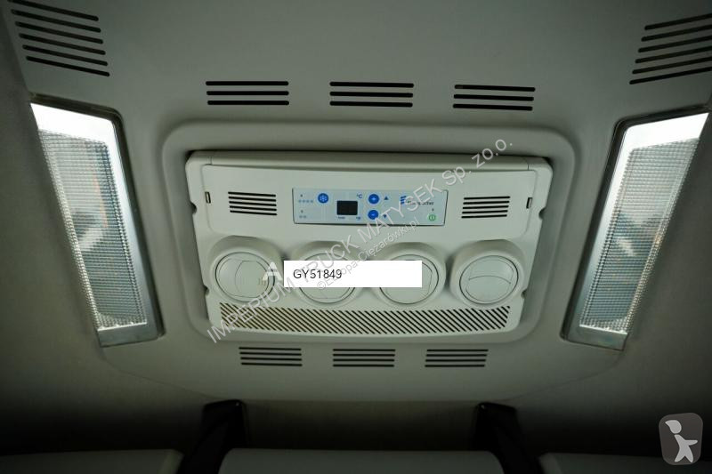 جرار Renault T 520
