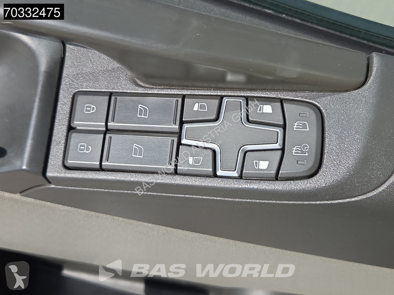 جرار Volvo 500 4X2 Globe 2xTanks I-ParkCool