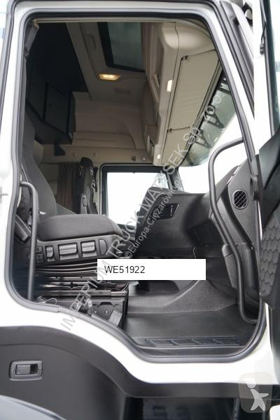 Влекач Iveco S 530