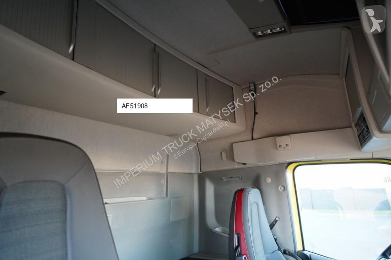 Влекач Volvo FH 500