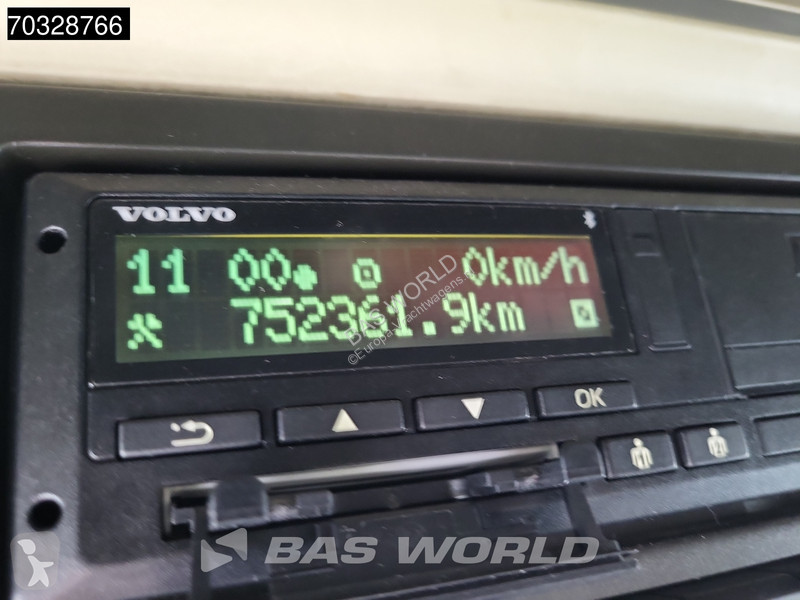 Tahač Volvo 500 4X2 XL 2xTanks Xenon I-ParkCool...
