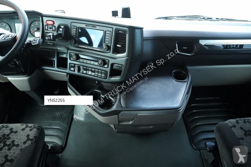 Tahač Scania S 450