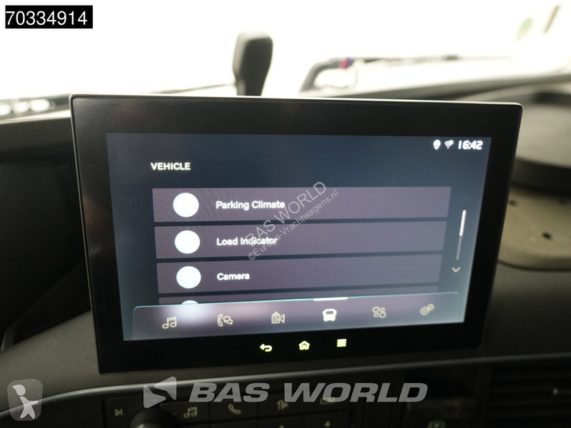 Tahač Volvo FH 460 4X2 Globe APK 04-2027 2x...