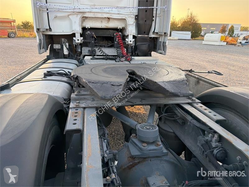 Cabeza tractora DAF 4x2 S/A Sleeper Truck Tractor