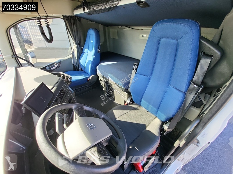 Nyergesvontató Volvo FH 460 4X2 Globe APK...