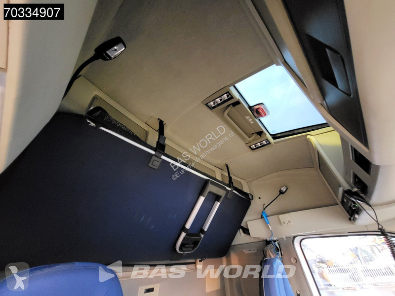 Nyergesvontató Volvo FH 460 4X2 Globe APK...