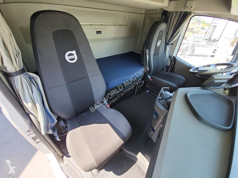 Tracteur Volvo 500