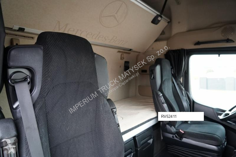 Тягач Mercedes ACTROS 1845