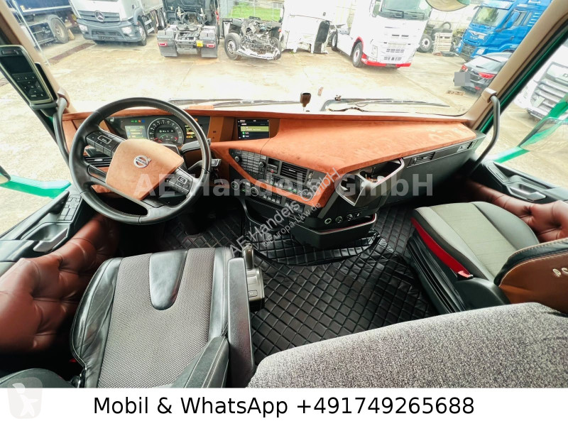 Ťahač Volvo Globe BL...