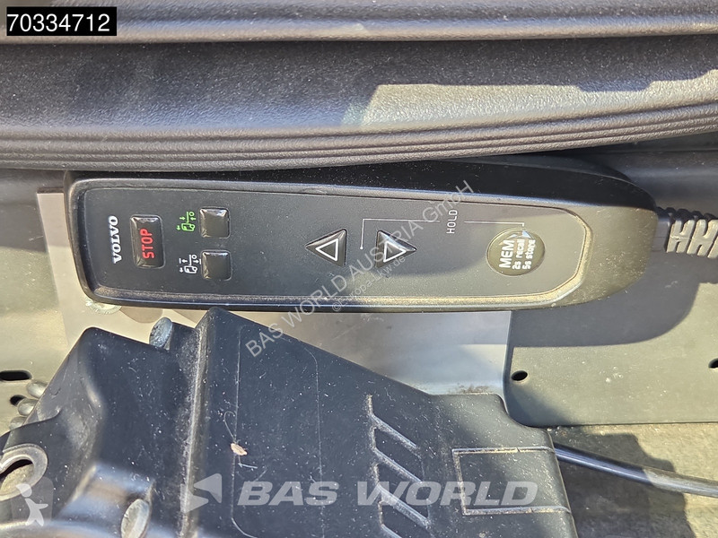 Ciągnik siodłowy Volvo 540  4X2 Globe Retarder...