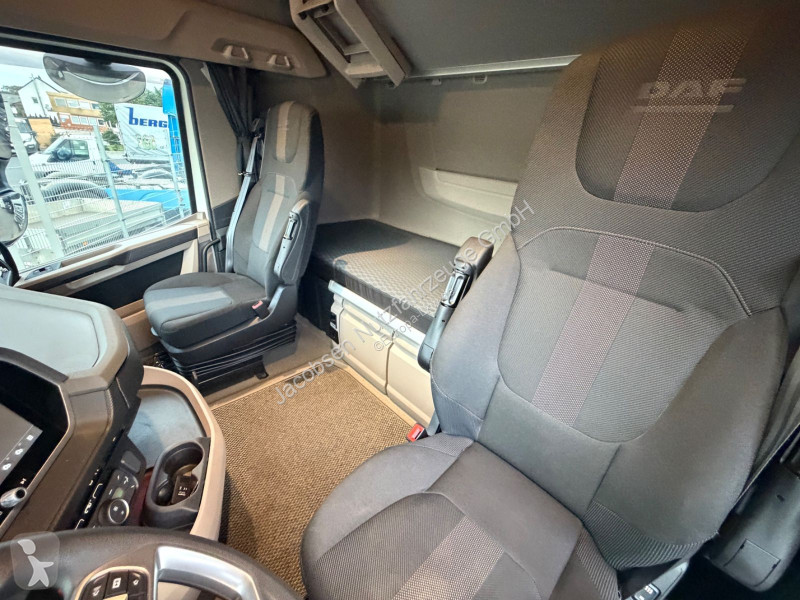 Влекач DAF 530 FT, Retarder, ACC, Standklima,...