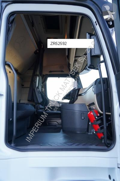 Влекач Mercedes ACTROS 18 48 / MP5 / GIGA SPACE...