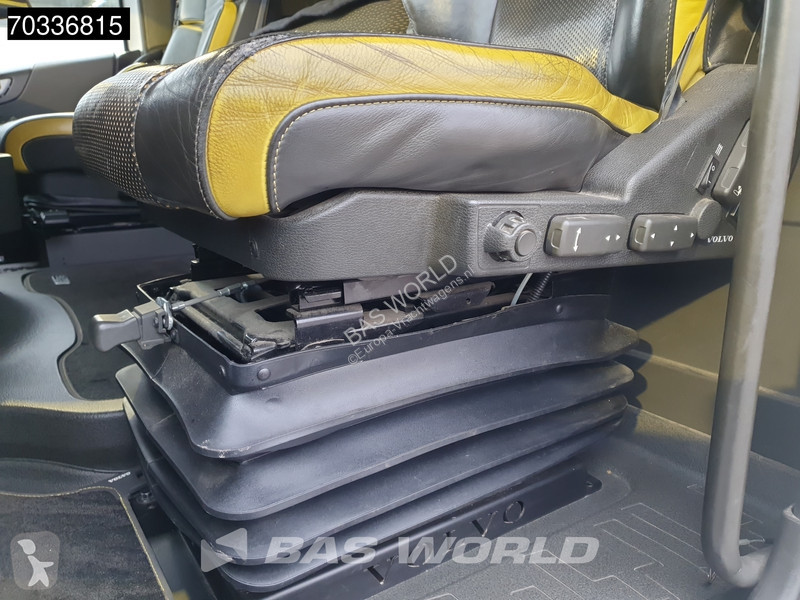Volvo 750 6X2 Retarder Full-Air 2x Tanks...