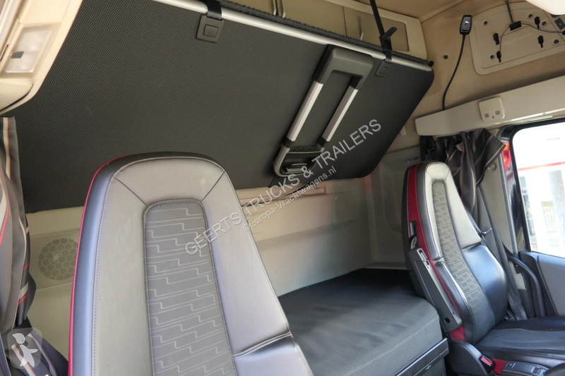 Traktor Volvo 500 | I-PARK-COOL | 2 Tanks |...