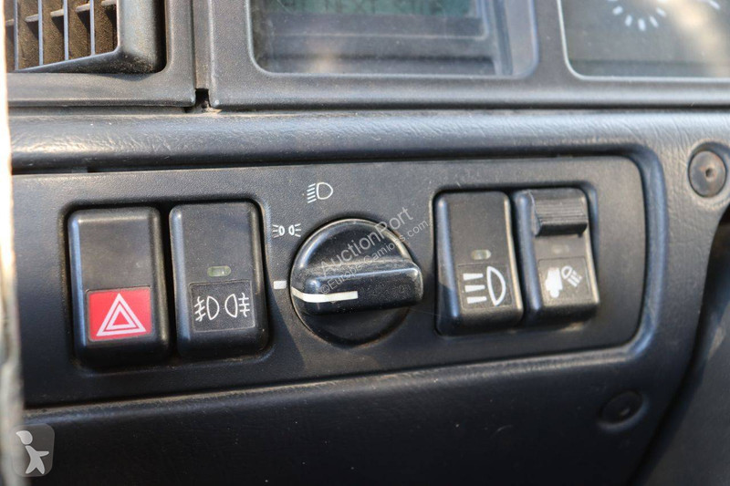 Traktor Volvo 460 Globetrotter
