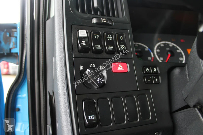 Traktor Scania 560 V8 + manual + AD + 6x2