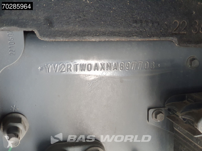 Traktor Volvo 420  4X2 Globetrotter Alcoa LED...