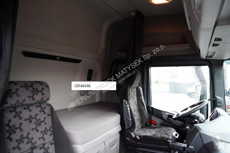 Traktor Scania R 520