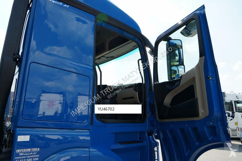 Tahač Mercedes ACTROS 1848