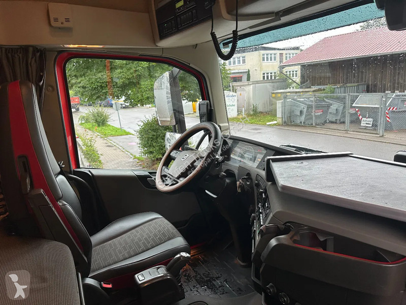 Tahač Volvo 500 SZM Globe Kipphydraulik...