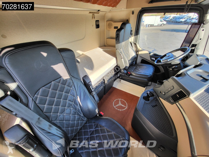 Traktor Mercedes 2163 4X2 Edition 2! GigaSpace...